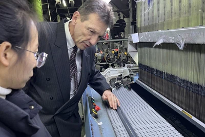 Exhibitions & Customers Visiting